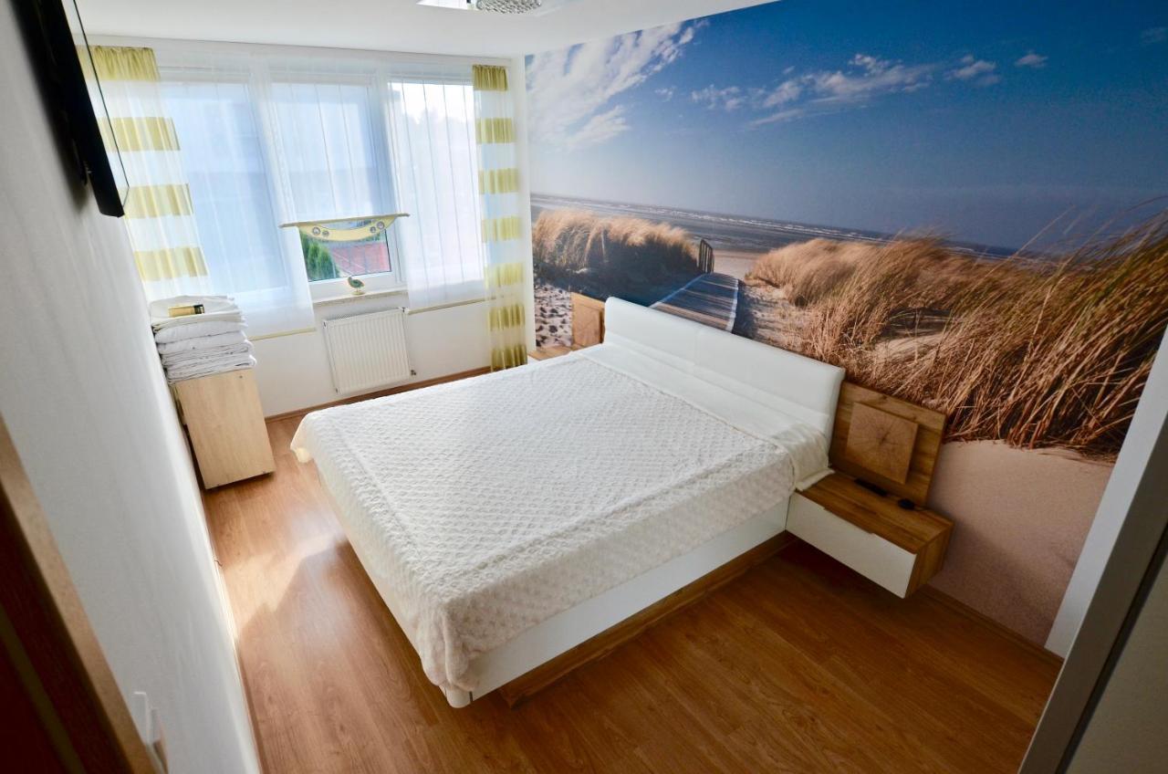 Apartament Piaskowy Jantar 2 Kolobrzeg Exterior photo